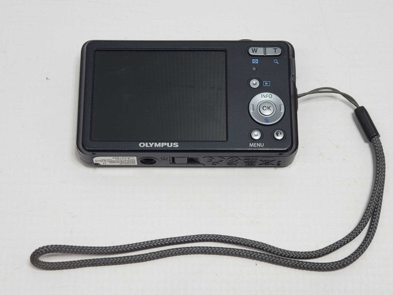 Olympus VG-110 12MP Digital Camera (AS-IS) |
