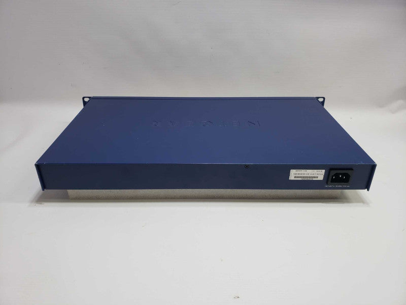 NetGear ProSafe GS724TP 24-Port Gigabit Managed Ethernet Smart Switch )