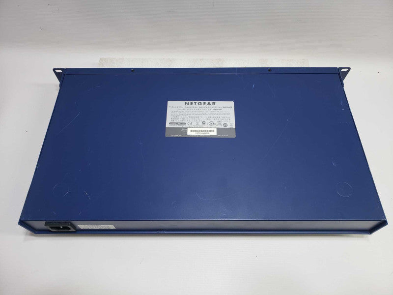 NetGear ProSafe GS724TP 24-Port Gigabit Managed Ethernet Smart Switch )