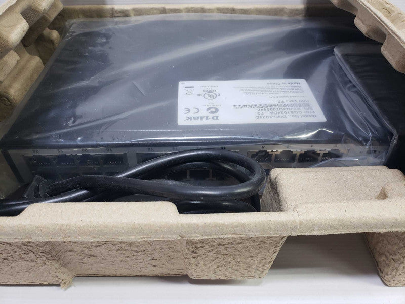 D-Link DGS-1024D 24-Port Unmanaged Gigabit Ethernet Switch Ver F2 )