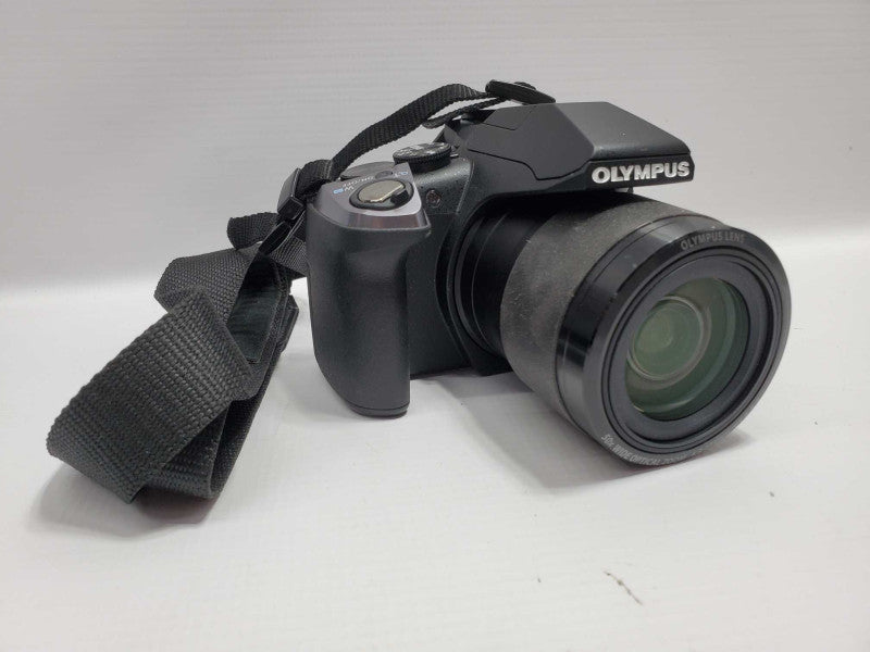 Olympus SP-100EE Stylus 4.3-215mm F2.9-6.5 16.0MP Digital Camera |