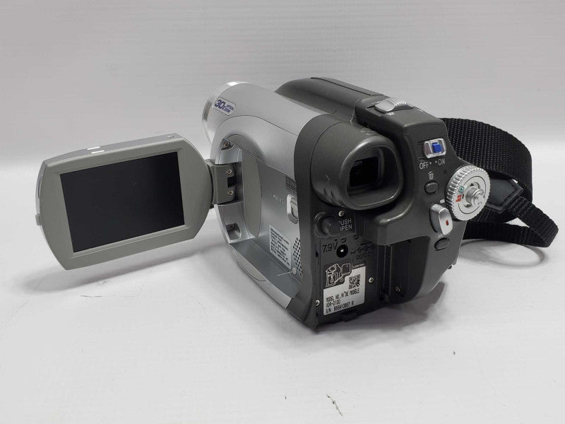 Panasonic VDR-D100 DVD Camcorder |