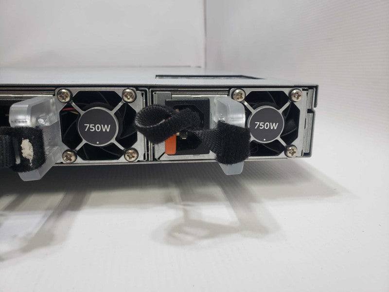 Dell PowerEdge R620 Server 2x Xeon E5-2650 @ 2.50 GHZ 128 GB RAM 2x PSU *READ* )