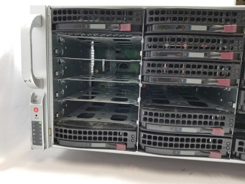 Supermicro CSE-PTJBOD-CB2 4U Storage 45x 3.5 Bays w/ 18x HDD Caddies, Read _