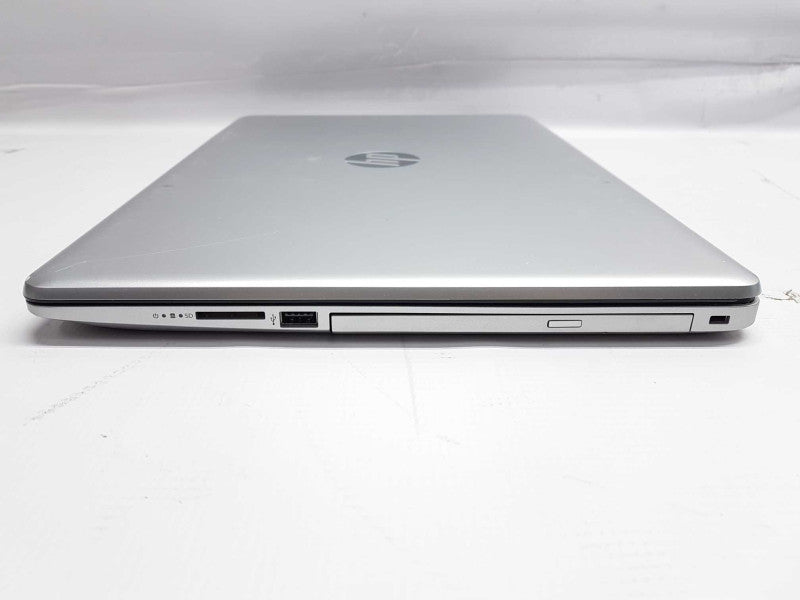 HP 17-CA1007ca Ryzen 3 3200U / 16 gb ram / Vega 3 / 256gb ssd / 17.3\\" #