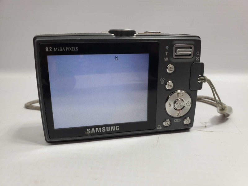 Samsung L100 8.2MP Digital Camera |
