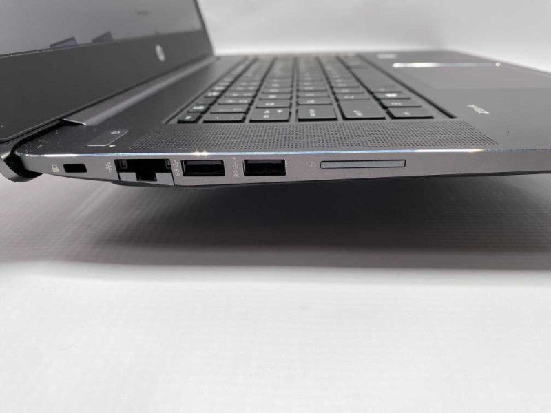 HP ZBook 15 Studio G3 with i7-6700HQ CPU 16GB RAM & 512GB SSD READ  -