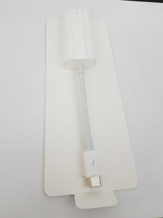 1 x Thunderbolt 3 (USB-C) to Thunderbolt 2 adapter