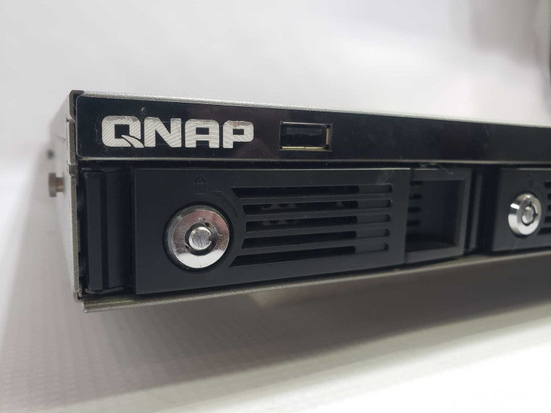 QNAP  TS-419U-II NAS With 8 TB Storage )