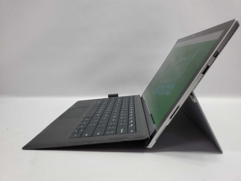 Microsoft Surface Pro 4 (1724) i5-6300U 8GB RAM 256GB Storage |