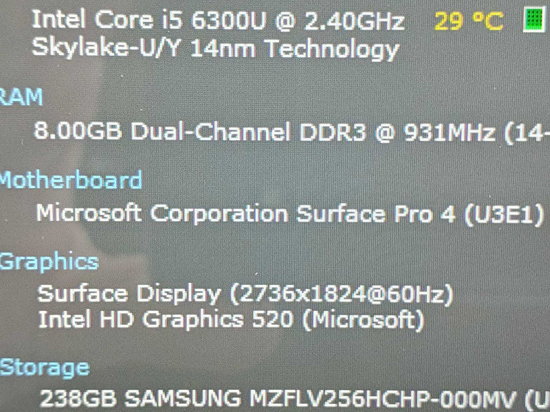 Microsoft Surface Pro 4 (1724) i5-6300U, 8GB RAM 256GB Storage (READ) |