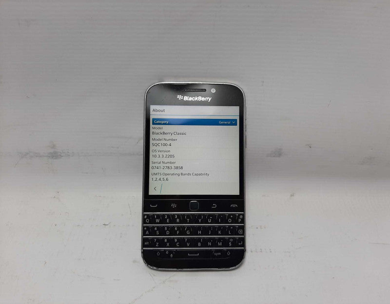 BlackBerry Classic Q20 SQC100-4 16GB Black UNLOCKED $