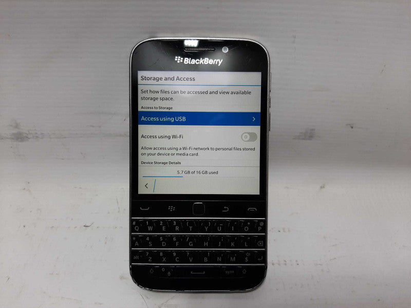 BlackBerry Classic Q20 SQC100-4 16GB Black UNLOCKED $