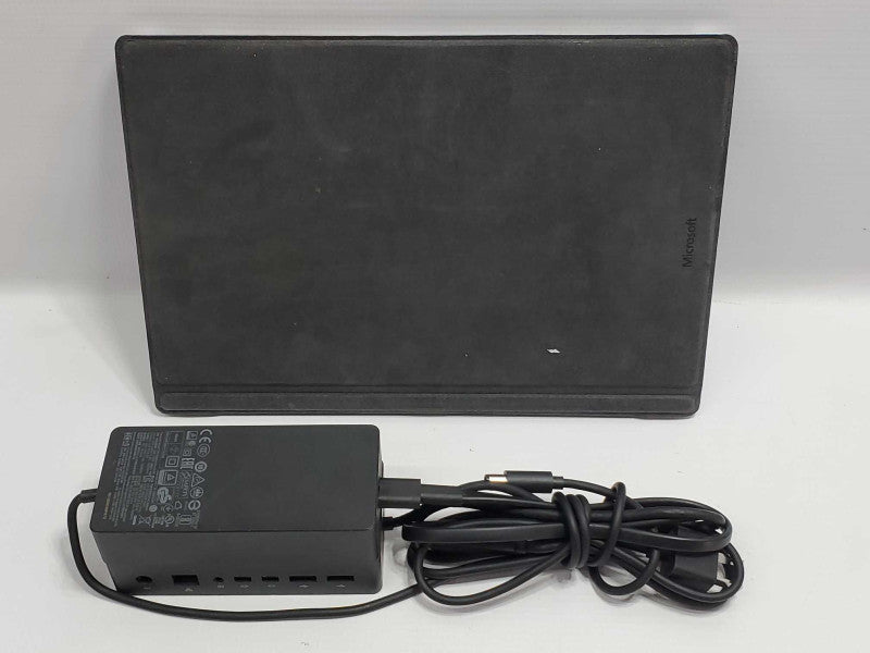 Microsoft Surface Pro 3 (1631) i5-4300U 8GB RAM 256GB Storage |