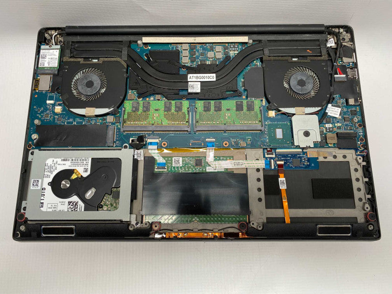 Dell Latitude 5510 15.6\\" Core i7-6820HQ 8GB DDR3 1TB HDD M1000 2GB -