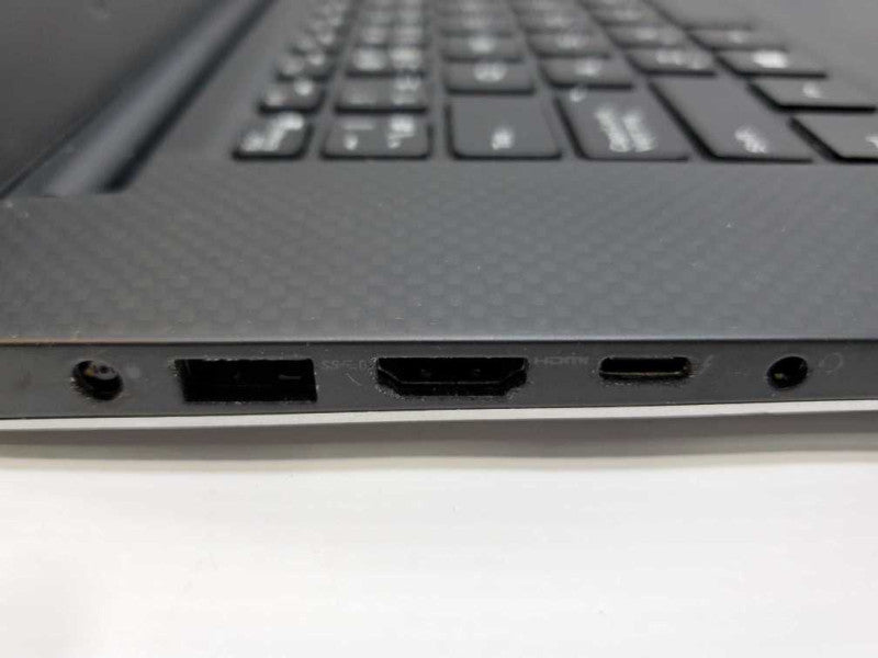 Dell Latitude 5510 15.6\\" Core i7-6820HQ 8GB DDR3 1TB HDD M1000 2GB -