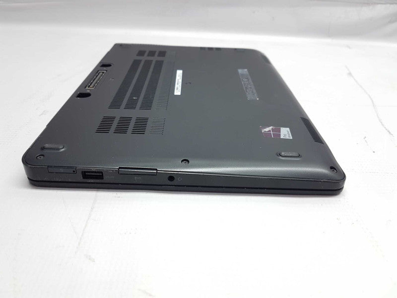 Dell lattitude E7270 i5-6300U @ 2.40ghz / 8gb ram / 256gb ssd / 12\\" #
