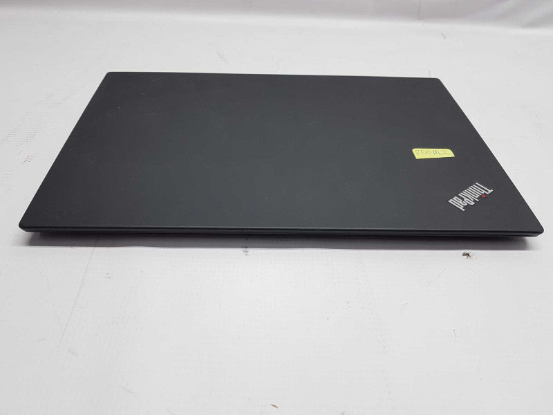 Lenovo Thinkpad X1 Carbon i7-7500U @ 2.70ghz / 16gb ram / 256gb SSD / 14\\" #