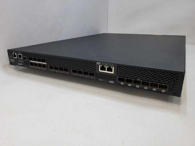 IBM 2498-R06 SAN06B-R 8Gbps 16x FC Ports SAN Switch (