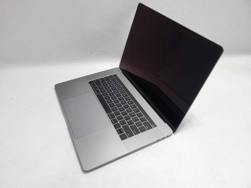 MacBook Pro 15.4\\" - M.2017 A1707, i7-7820HQ 2.9GHz/16GB, 500GB, READ* ~