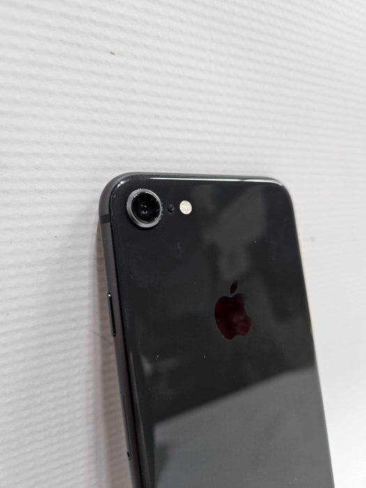 Apple iPhone 8 64 GB Smartphone (Unlocked) Great Condition  )