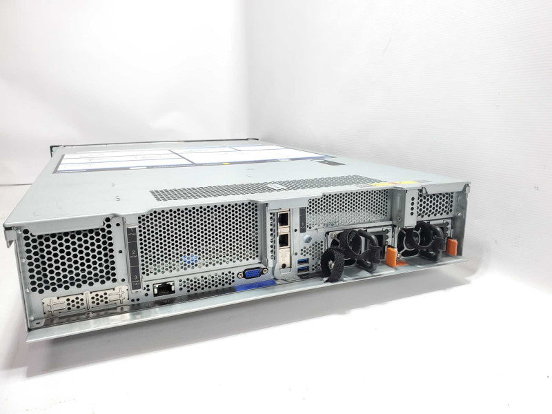 Lenovo ThinkSystem SR650 8x 2,5\\" 1x Xeon Silver 4108 1.8GHz 8C/64GB, NO HDDs ~