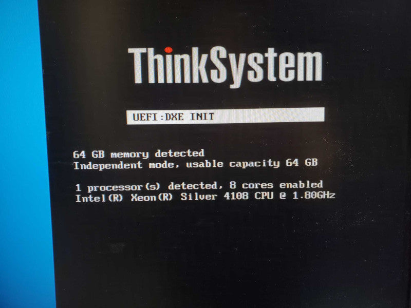 Lenovo ThinkSystem SR650 8x 2,5\\" 1x Xeon Silver 4108 1.8GHz 8C/64GB, NO HDDs ~