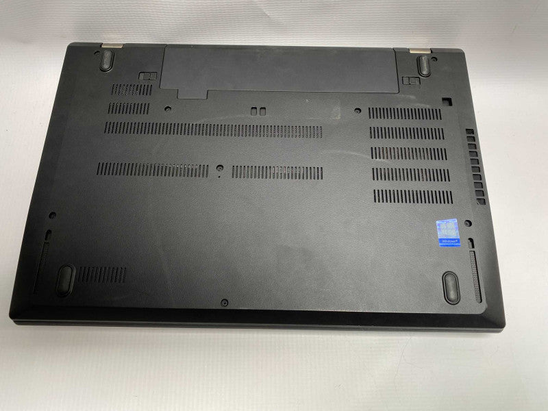 Lenovo ThinkPad P52s with intel i7-8650U CPU 32GB RAM & 512GB NVMe Storage  -