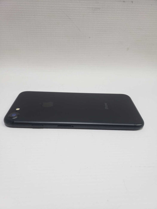 Apple iPhone 7 32 GB Unlocked Black *READ* )