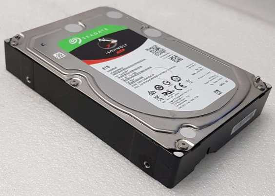 8TB 3.5\\'\\' SATA HDD SEAGATE IRONWOLF
