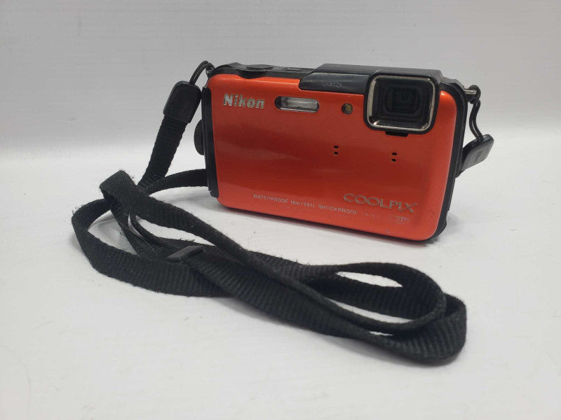 Nikon Coolpix AW100 16.0MP Waterproof 30m Digital Camera Q|