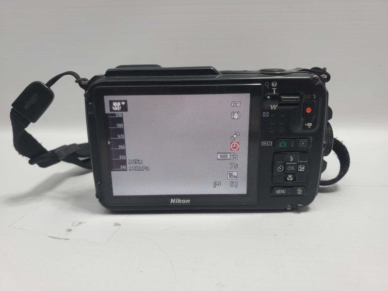 Nikon Coolpix AW100 16.0MP Waterproof 30m Digital Camera Q|