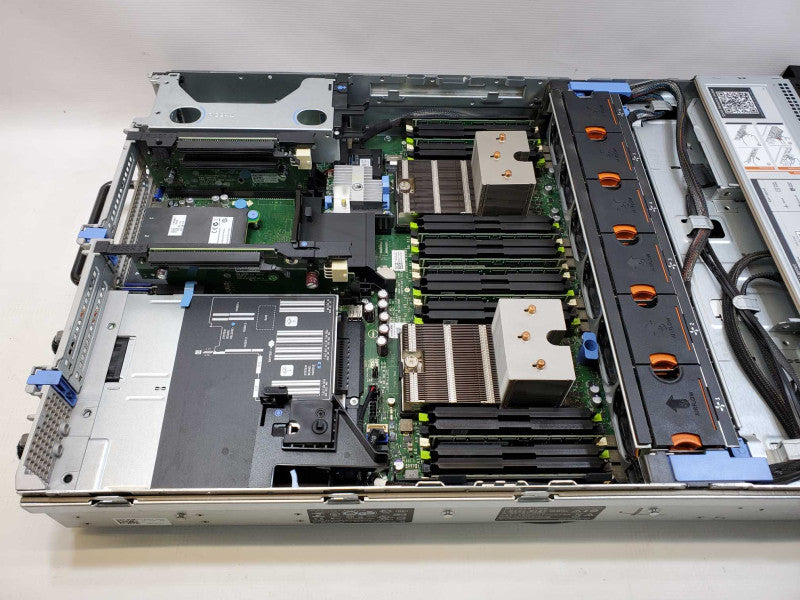 Dell PowerEdge R720 2x Xeon E5-2660 @ 2.2GHz 64GB DDR3 2TB HDD H710P Mini (