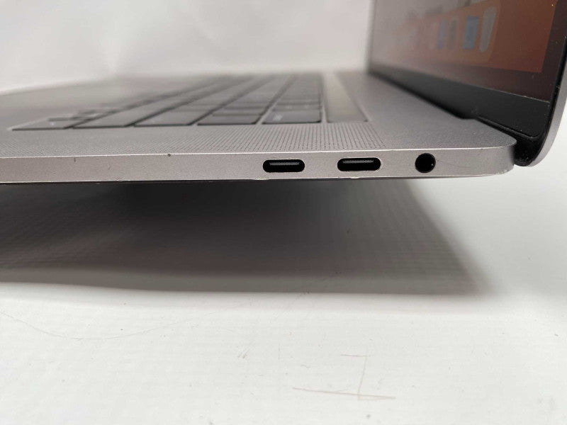 2017 MacBook Pro 15-inch TouchBar with Intel Core i7 CPU 16GB RAM & 500GB  -