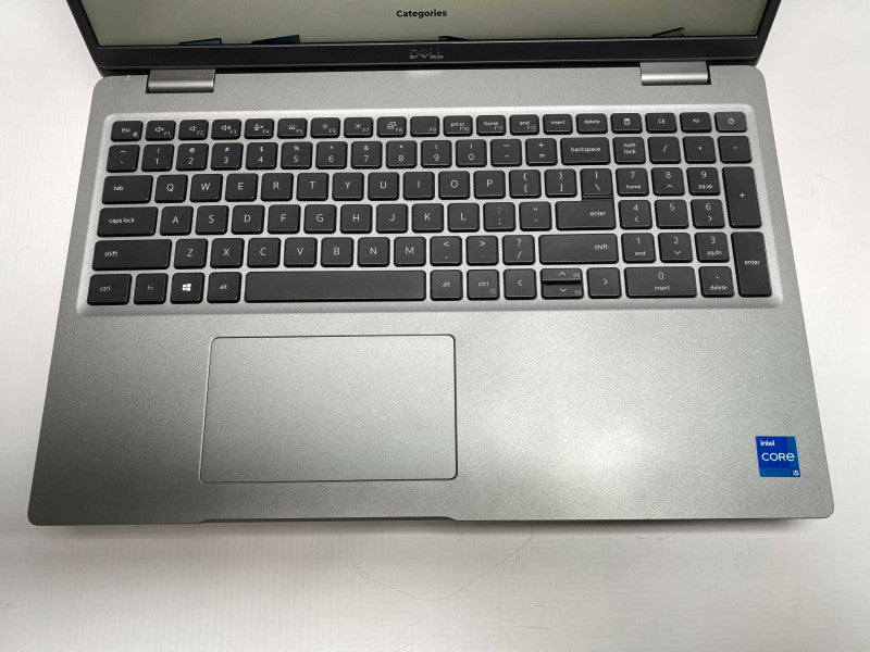 DELL Latitude 5520 with i5-1135G7 CPU 16GB RAM & 256GB NVMe Storage  -
