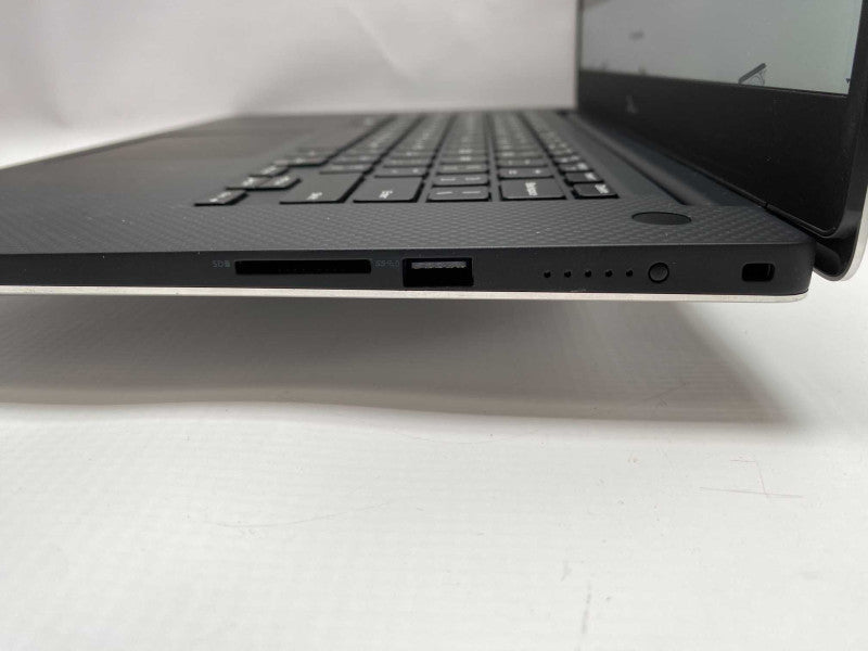 DELL XPS 15 7590 with Intel i7-9750H CPU 16GB RAM & 512GB NVMe Storage  -