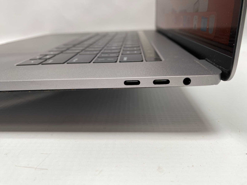 2017 MacBook Pro 15-inch TouchBar with Intel i7 CPU 16GB RAM & 500GB READ  -