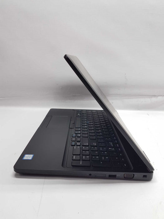 Dell lattitude 5590 i5-8350U @ 1.70ghz / 8gb ram / 256gb ssd / READ #