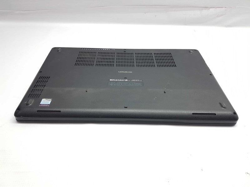 Dell lattitude 5590 i5-8350U @ 1.70ghz / 8gb ram / 256gb ssd / READ #