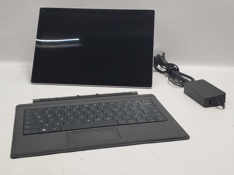 Microsoft Surface Pro 5 (1796) i5-7300U 8GB RAM 256GB Storage Q|