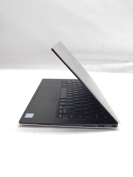 Dell XPS 13 9350 i5-6200U @ 2.30ghz / 8gb ram / 256gb ssd / 13.3\\" #