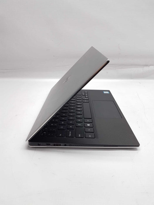 Dell XPS 13 9350 i5-6200U @ 2.30ghz / 8gb ram / 256gb ssd / 13.3\\" #