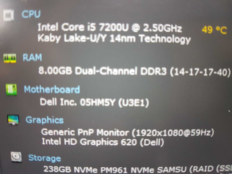 Dell XPS 13 9360 i5-7200U @ 2.50ghz / 8gb ram / 256gb SSD / 13.3\\" #