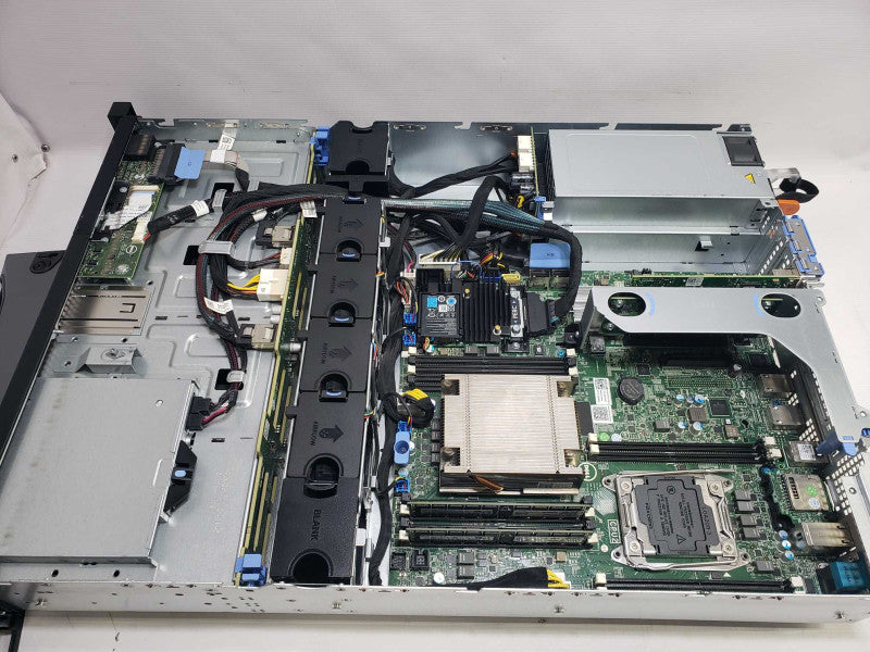 Dell PowerEdge R530 1x Xeon E5-2640 v3 @ 2.60GHz 32 GB DDR4 RAM H730 Mini )