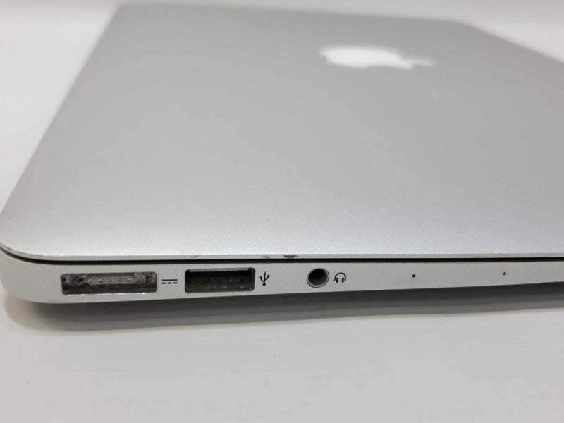 Macbook Air A1466 Early 2014 13.3\\", Core i5 1.4GHz/4GB, 128GB SSD ~