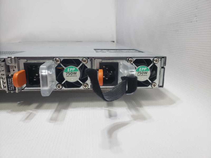 Dell PowerEdge R630 2x Xeon E5-2630 v3 @ 2.40GHz 192 GB DDR4 RAM 2x PSU )
