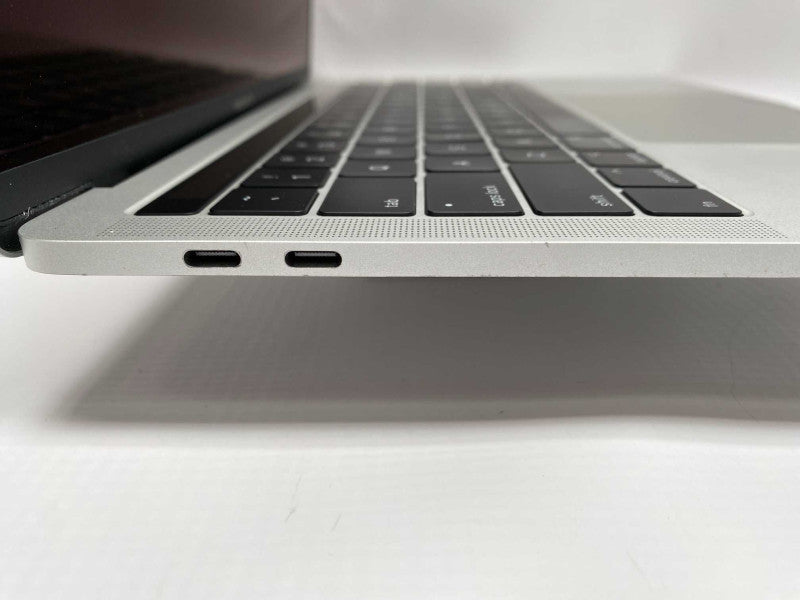 2017 MacBook Pro 13-inch with i7 CPU 4x Thundetbolt 16GB RAM & 1TB Storage  -