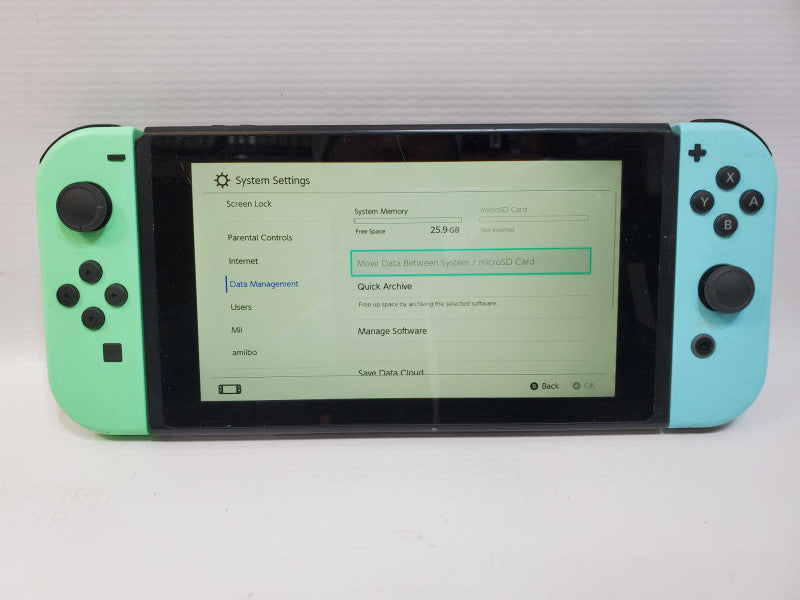 Nintendo Switch - 32GB - Black w/ Joycon [Read] (