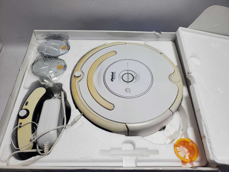 iRobot 530 Roomba Vacuum Cleaning Robot ~