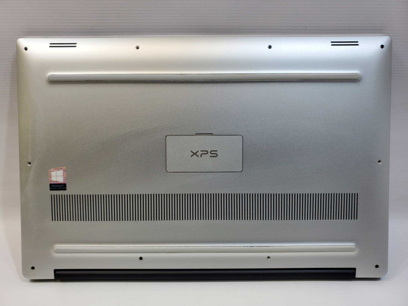 Dell XPS P56F 15.6\\" Core i7-8750H @ 2.2GHz 8GB DDR4 500GB SSD (
